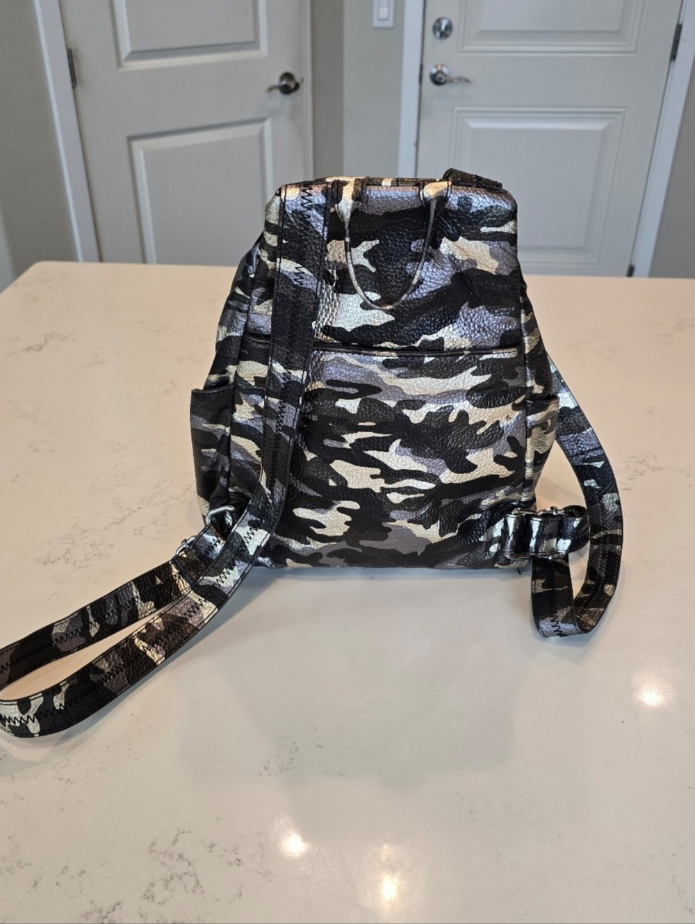 Aimee Kestenberg Becca Pebbeled Leather Metallic Camoflauge Backpack Womens - Picture 3 of 14